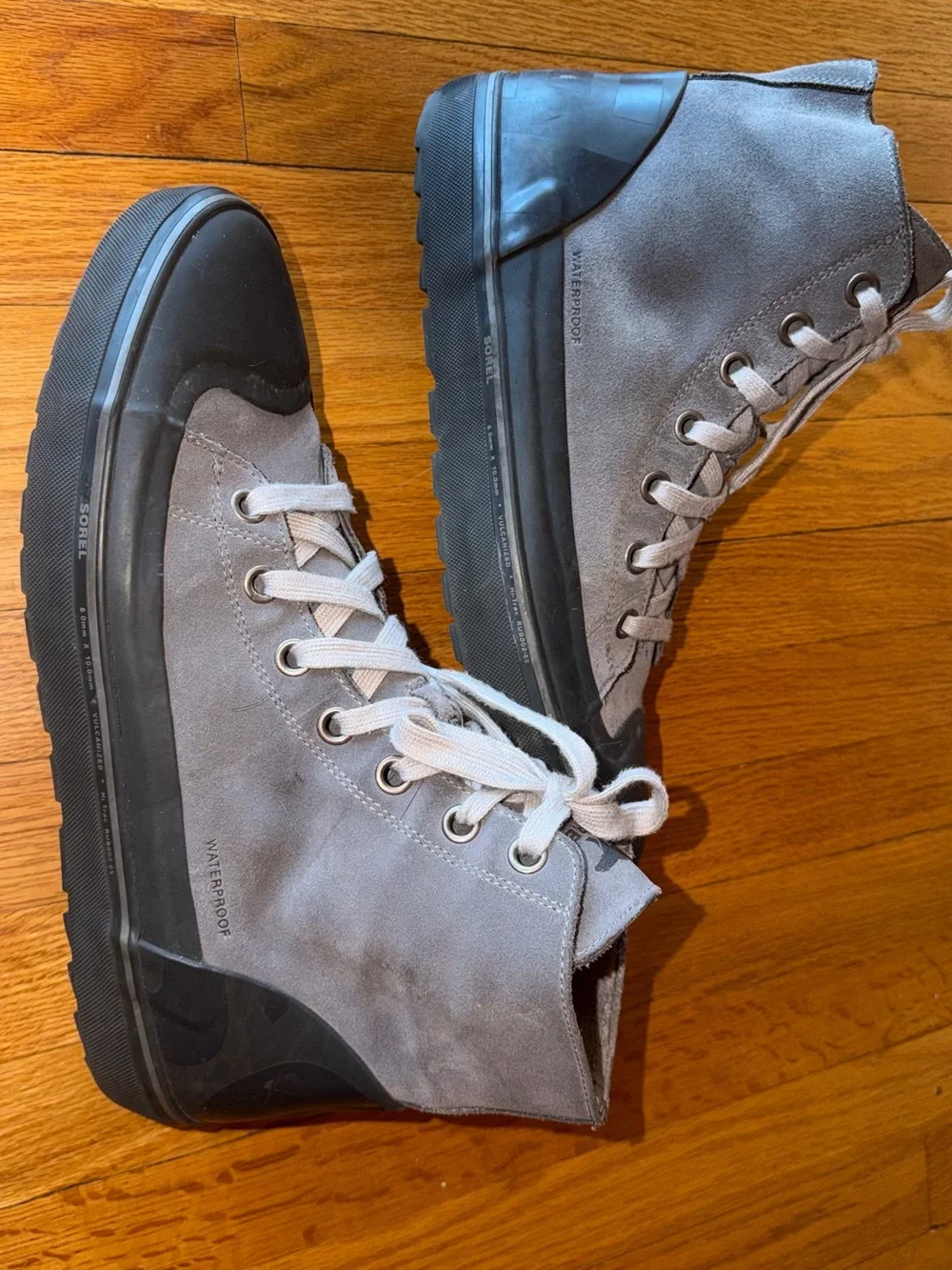 Sorel Men’s Gray High-Top Suede & Rubber Sneakers